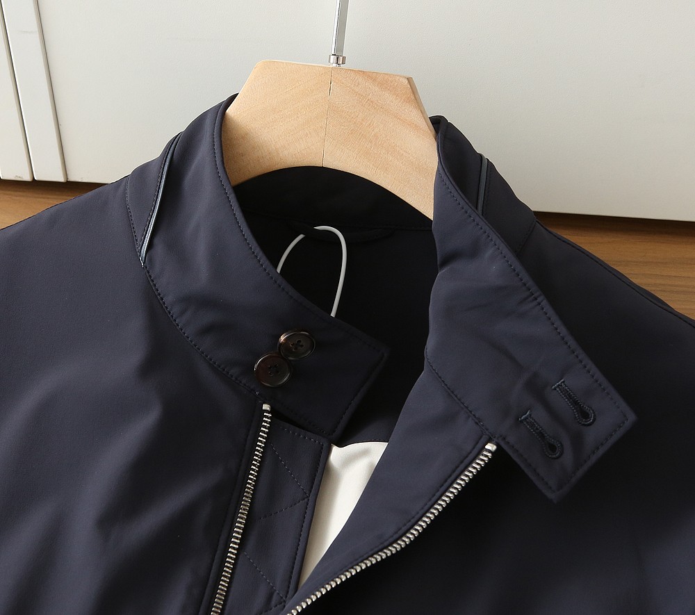 🌾TF汤姆福特2026早春新款立领夹克外套，众多明星都爱穿的时尚百搭单品！喜欢经典简约的朋友,一定不能错