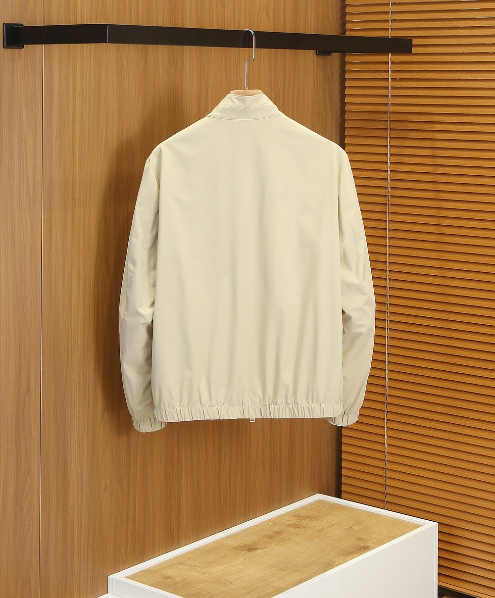 🌾TF汤姆福特2026早春新款立领夹克外套，众多明星都爱穿的时尚百搭单品！喜欢经典简约的朋友,一定不能错