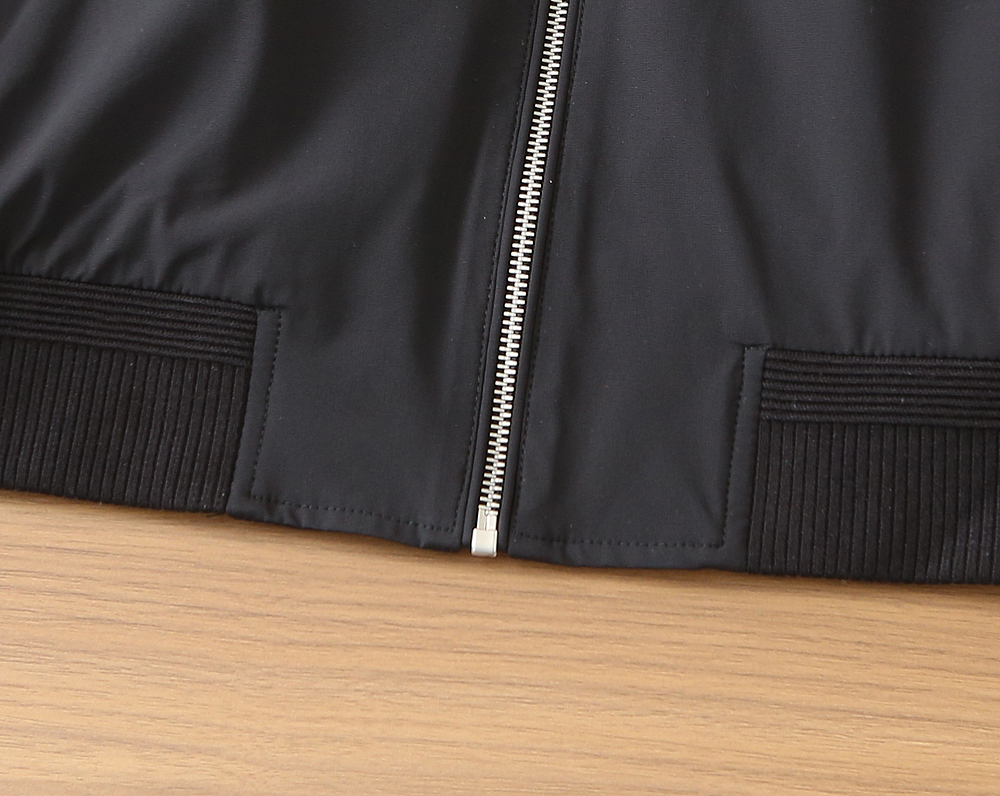 🌾lP🆕诺悠翩雅2026早春新款立领夹克外套，众多明星都爱穿的时尚百搭单品！喜欢经典简约的朋友,一定不能