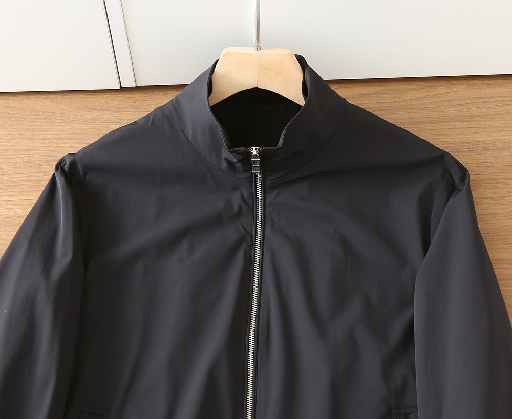 🌾lP🆕诺悠翩雅2026早春新款立领夹克外套，众多明星都爱穿的时尚百搭单品！喜欢经典简约的朋友,一定不能