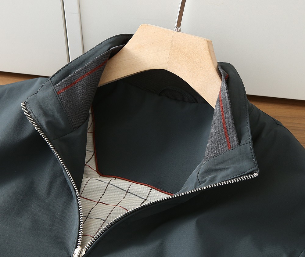 🌾lP🆕诺悠翩雅2026早春新款立领夹克外套，众多明星都爱穿的时尚百搭单品！喜欢经典简约的朋友,一定不能