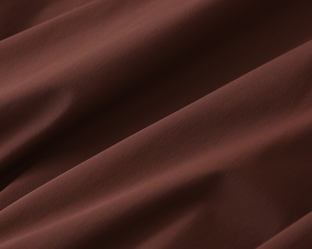 🌾lP🆕诺悠翩雅2026早春新款立领夹克外套，众多明星都爱穿的时尚百搭单品！喜欢经典简约的朋友,一定不能