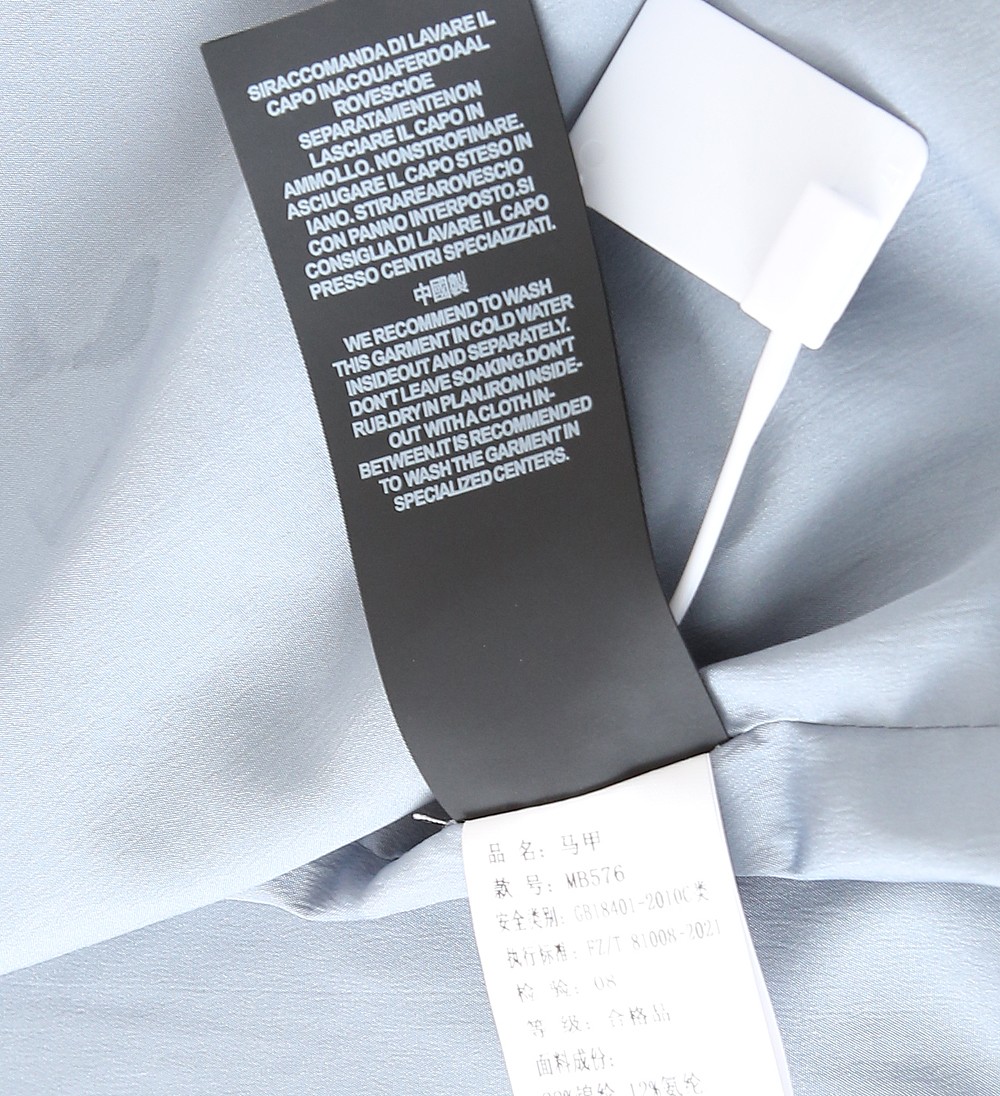 🌾马甲26SS出品新款!-ZEG*A最新定制男士商务休闲马甲。都市时尚精英衣橱必备款，高级修身显瘦，很适