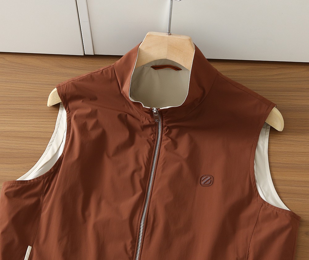 🌾马甲26SS出品新款!-ZEG*A最新定制男士商务休闲马甲。都市时尚精英衣橱必备款，高级修身显瘦，很适