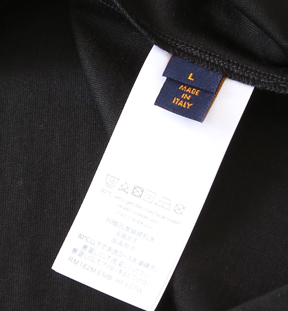 🌾LV 2026春夏新款首发专柜最新款短袖圆领T恤 高端订制 设计前卫时尚！品牌logo重工艺设计 高端