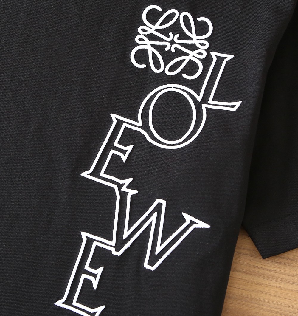 🌾罗意威LOEWE2026春夏新款首发专柜最新款短袖圆领T恤 高端订制 设计前卫时尚！品牌logo重工艺