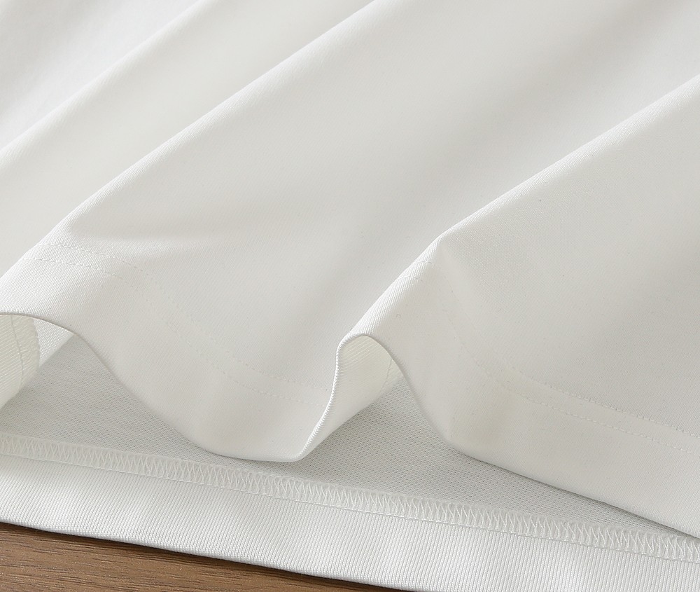 🌾LV 2026春夏新款首发专柜最新款短袖圆领T恤 高端订制 设计前卫时尚！品牌logo重工艺设计 高端