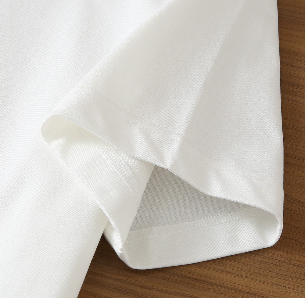 🌾LV 2026春夏新款首发专柜最新款短袖圆领T恤 高端订制 设计前卫时尚！品牌logo重工艺设计 高端