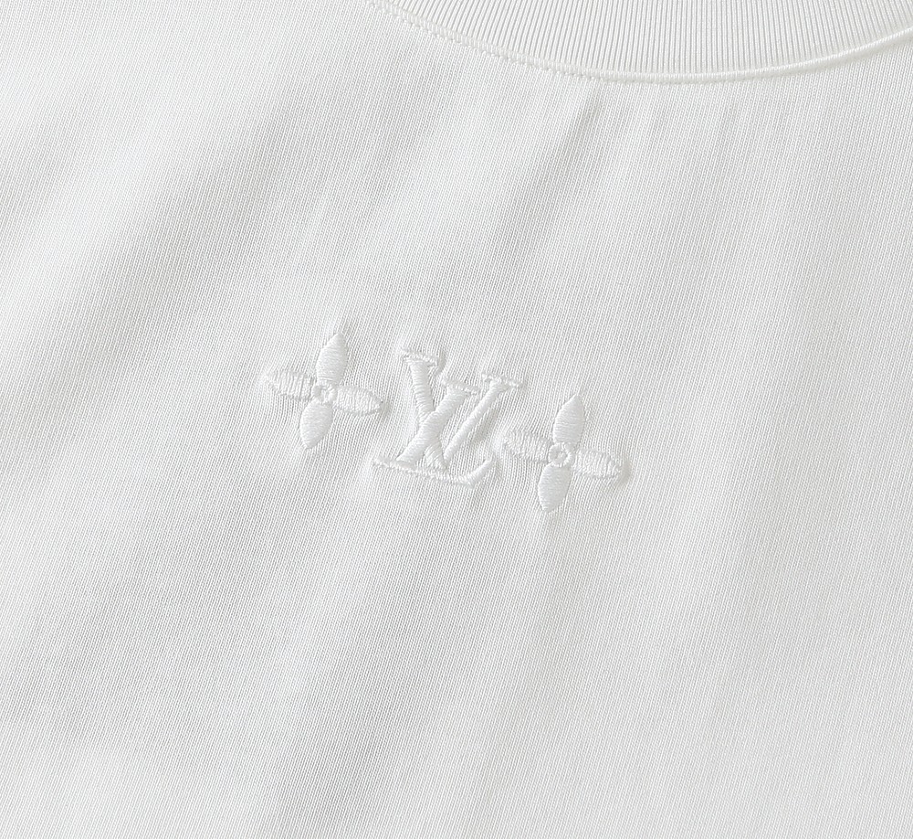 🌾LV 2026春夏新款首发专柜最新款短袖圆领T恤 高端订制 设计前卫时尚！品牌logo重工艺设计 高端