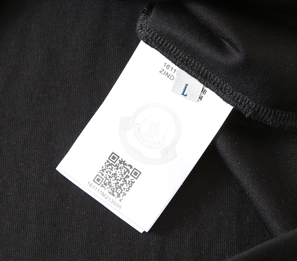 🌾蒙口2026春夏新款首发专柜最新款短袖圆领T恤 高端订制 设计前卫时尚！品牌logo重工艺设计 高端定