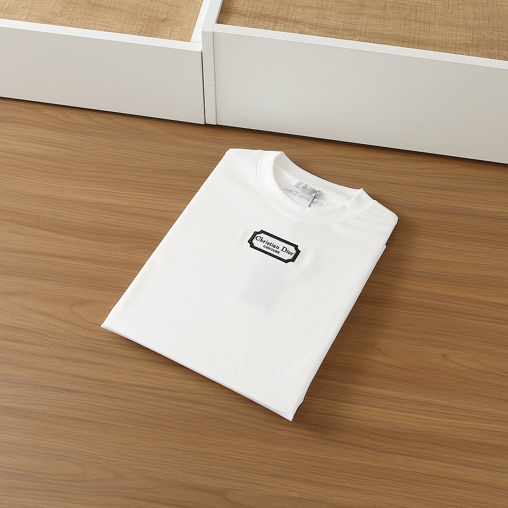 🌾迪奥 2026春夏新款首发专柜最新款短袖圆领T恤 高端订制 设计前卫时尚！品牌logo重工艺设计 高端