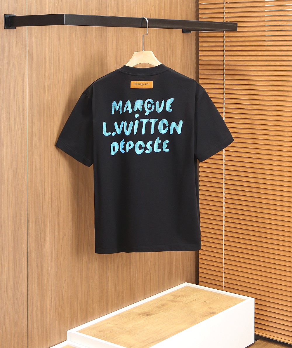 🌾LV 2026春夏新款首发专柜最新款短袖圆领T恤 高端订制 设计前卫时尚！品牌logo重工艺设计 高端