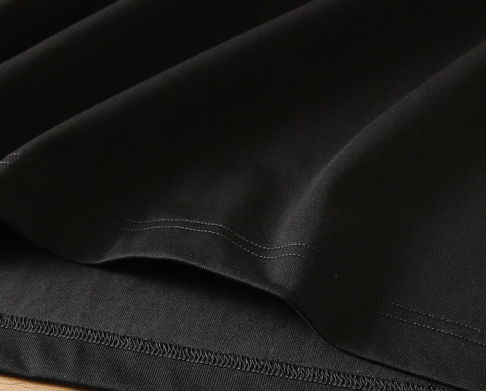 🌾巴宝莉2026春夏新款首发专柜最新款短袖圆领T恤 高端订制 设计前卫时尚！品牌logo重工艺设计 高端