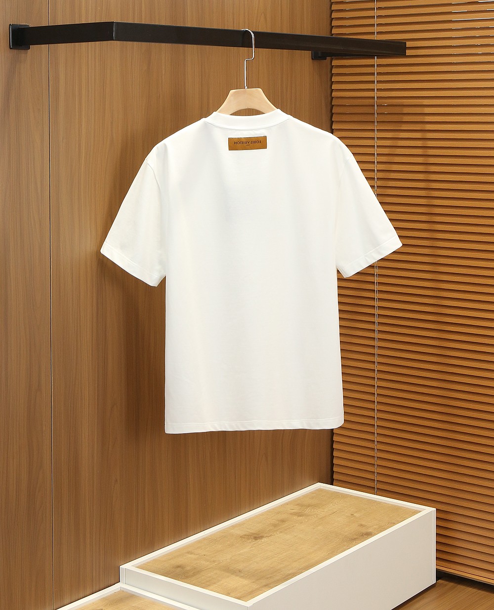 🌾LV 2026春夏新款首发专柜最新款短袖圆领T恤 高端订制 设计前卫时尚！品牌logo重工艺设计 高端