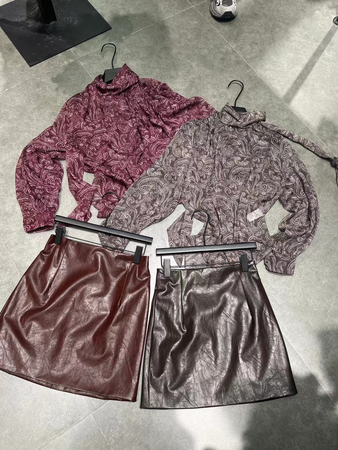 P504 BLOUSE P420 SEMI-SKIRT, HIGH-END, HIGH-QUALITY WOMEN’S SUIT, PACKAGED CDS. EARLY AUTUMN NEW SML - 图片 1