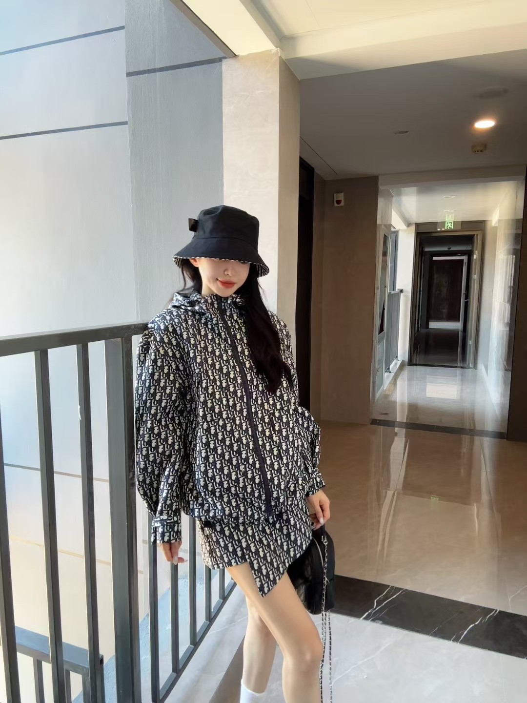 P984 HIGH-END QUALITY WOMEN ‘ S CLOTHES WITH PACKAGING CDS – ❤❤❤ 2025.// NEW PRODUCT - 图片 2