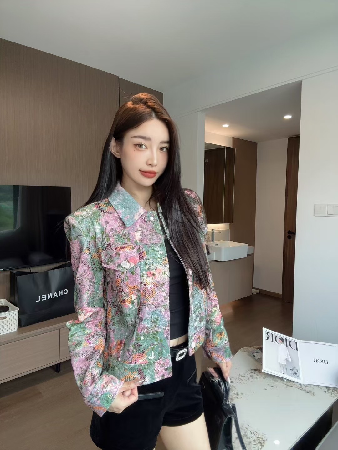P840 HIGH-END QUALITY WOMEN ‘ S CLOTHES WITH PACKAGING LV A NEW HEAVY-DUTY JACKET, SML - 图片 2