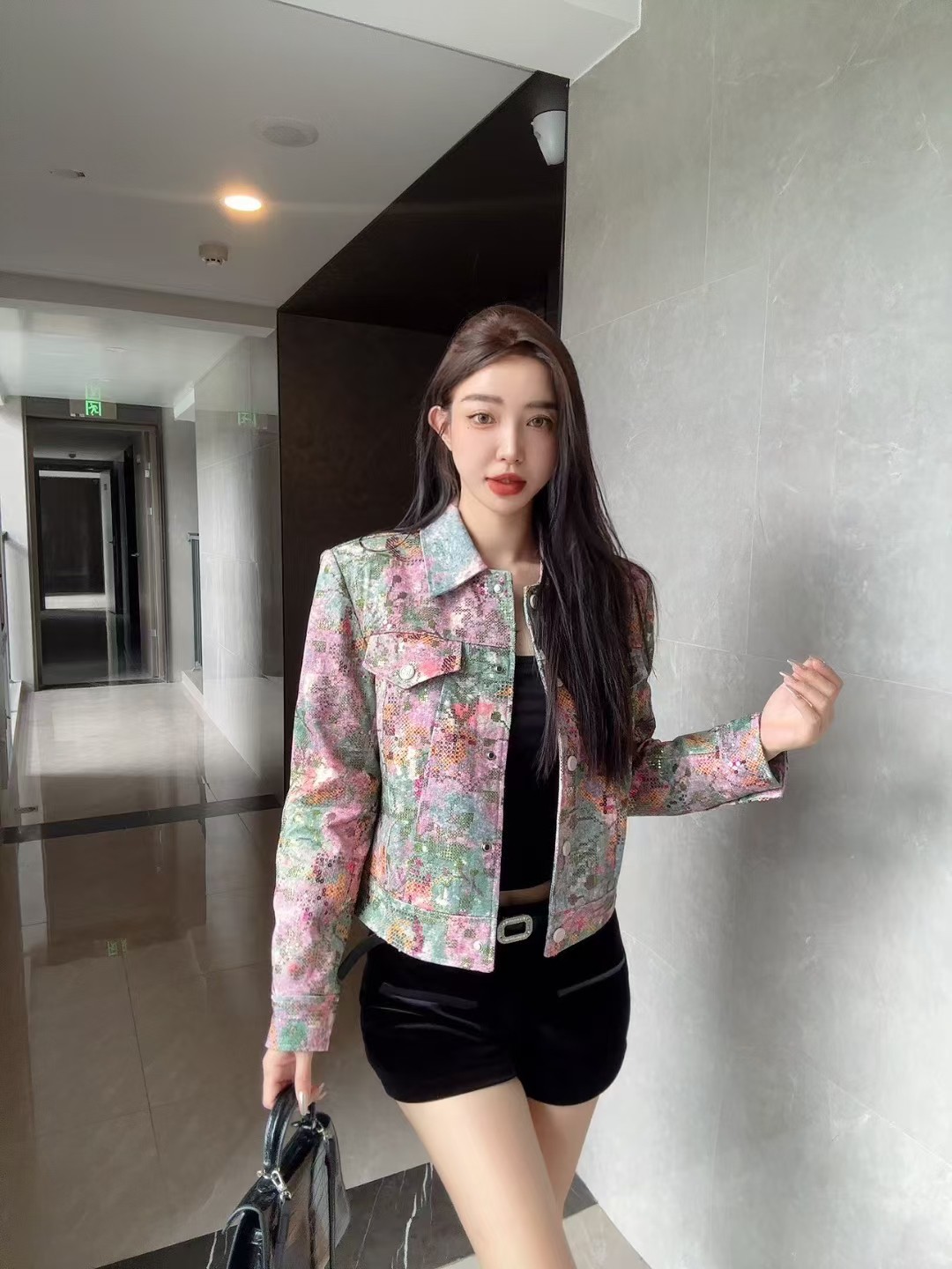 P840 HIGH-END QUALITY WOMEN ‘ S CLOTHES WITH PACKAGING LV A NEW HEAVY-DUTY JACKET, SML - 图片 6
