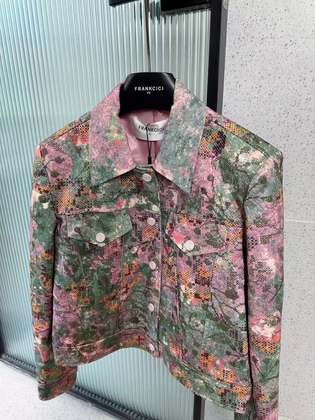 P840 HIGH-END QUALITY WOMEN ‘ S CLOTHES WITH PACKAGING LV A NEW HEAVY-DUTY JACKET, SML - 图片 8