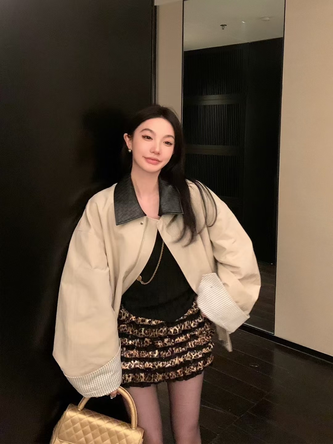 High-End Women’s Clothes with Dust Bags and BV Tile: New Heavy-Duty Jacket - 图片 3