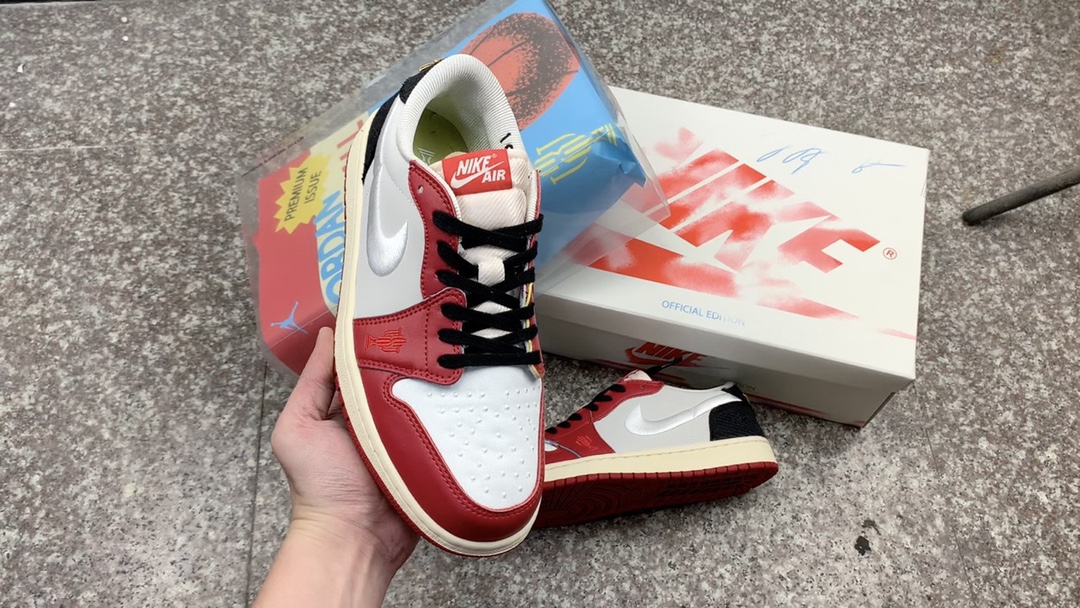 Air Jordan 1 Chaussures Air Jordan Réplique AAA + Designer
 Rouge Blanc Haut bas