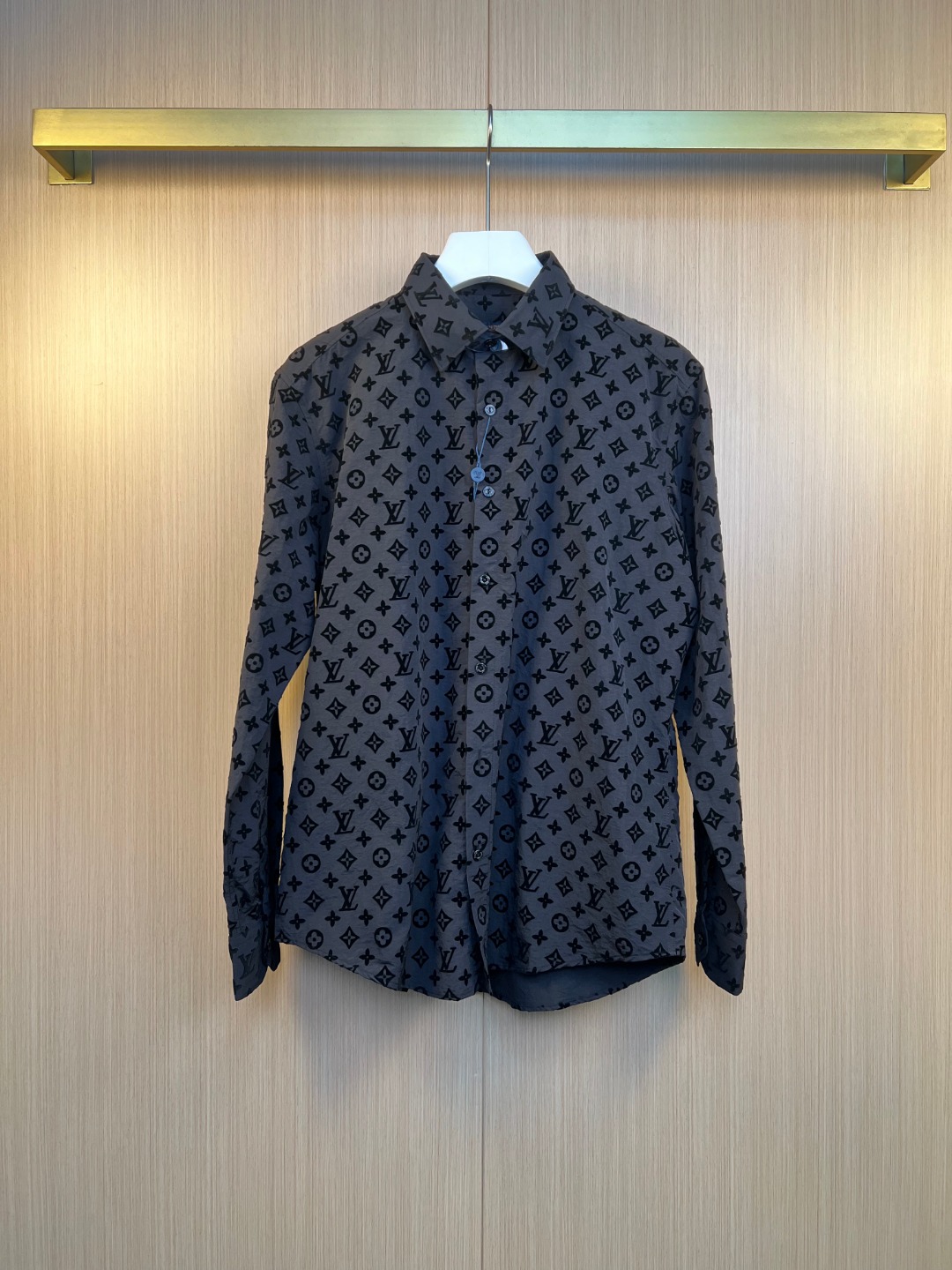 Louis Vuitton Classic Flocked Long Sleeve Shirt, Iconic Fashion Statement 2 o 1j7k6l69b1jsakpp19scvmrsk0