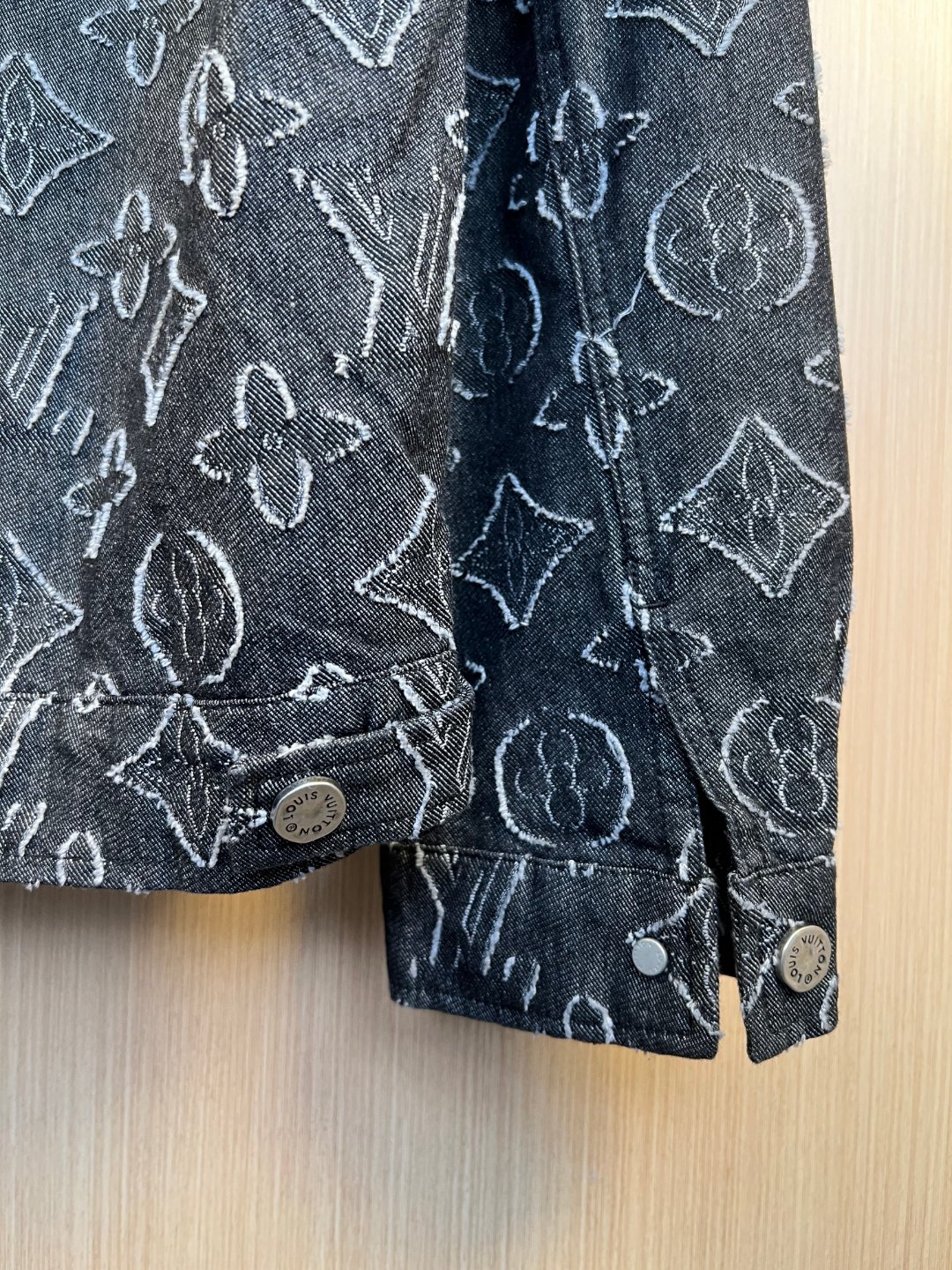 o 1j7pavig3q3v1jtp3uo6vt12ap6