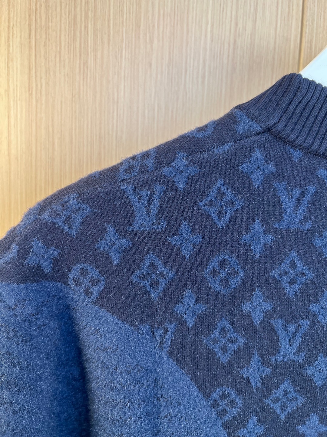 o 1j7rt3knr1f377p1lrh1nii87l7