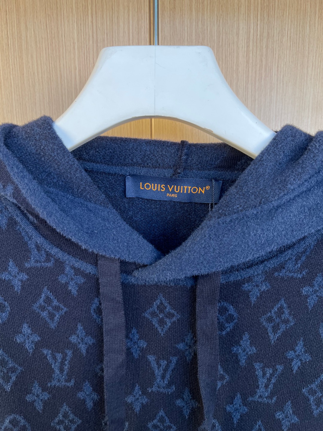 o 1j7rtaj0curm1um31h5sbevfns4