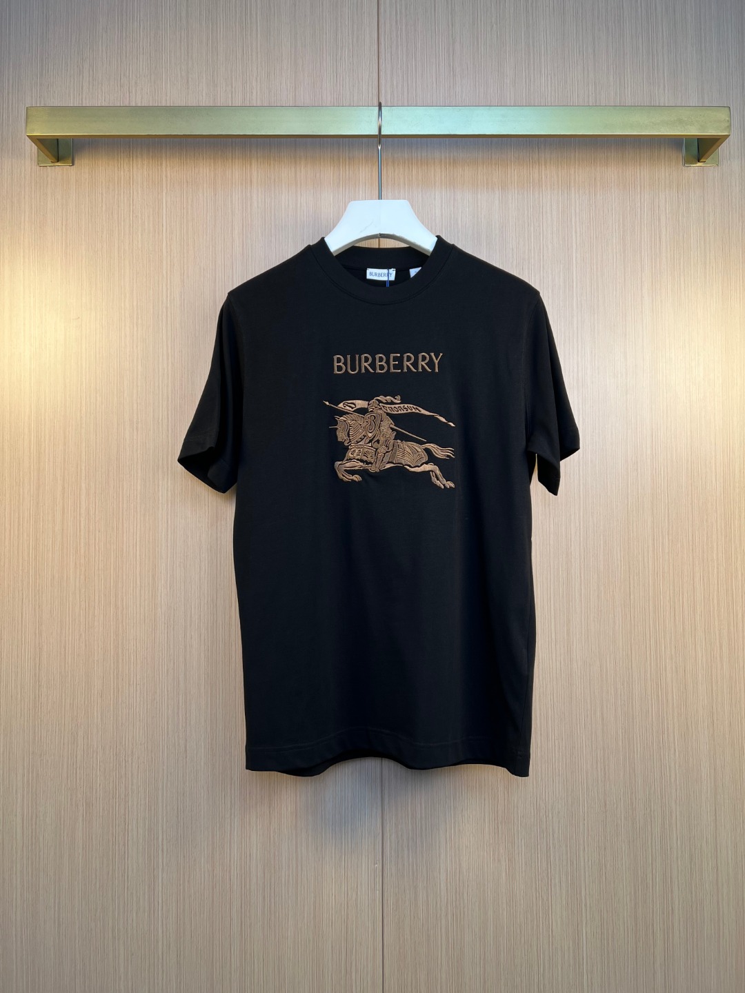 NO:639217,B*URBERRY 26SS early spring new equestrian knight logo cotton T-shirt size S M L XL XXL, Burberry-clothing, burberry, alexander wang19860909巴宝B*URBERRY 26SS早春新品马术骑士徽标棉质 T 恤衫 尺寸S M L XL XXL,博柏利-服装,burberry,alexander wang,Women's clothing