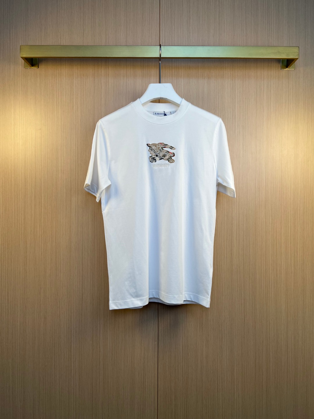 NO:639214,B*RBERRY 26SS early spring new equestrian knight logo plaid cotton T-shirt size S M L XL XXL, Burberry-clothing, burberry, alexander wang19860909巴宝B*RBERRY 26SS早春新品马术骑士徽标格纹棉质 T 恤衫 尺寸S M L XL XXL,博柏利-服装,burberry,alexander wang,Women's clothing