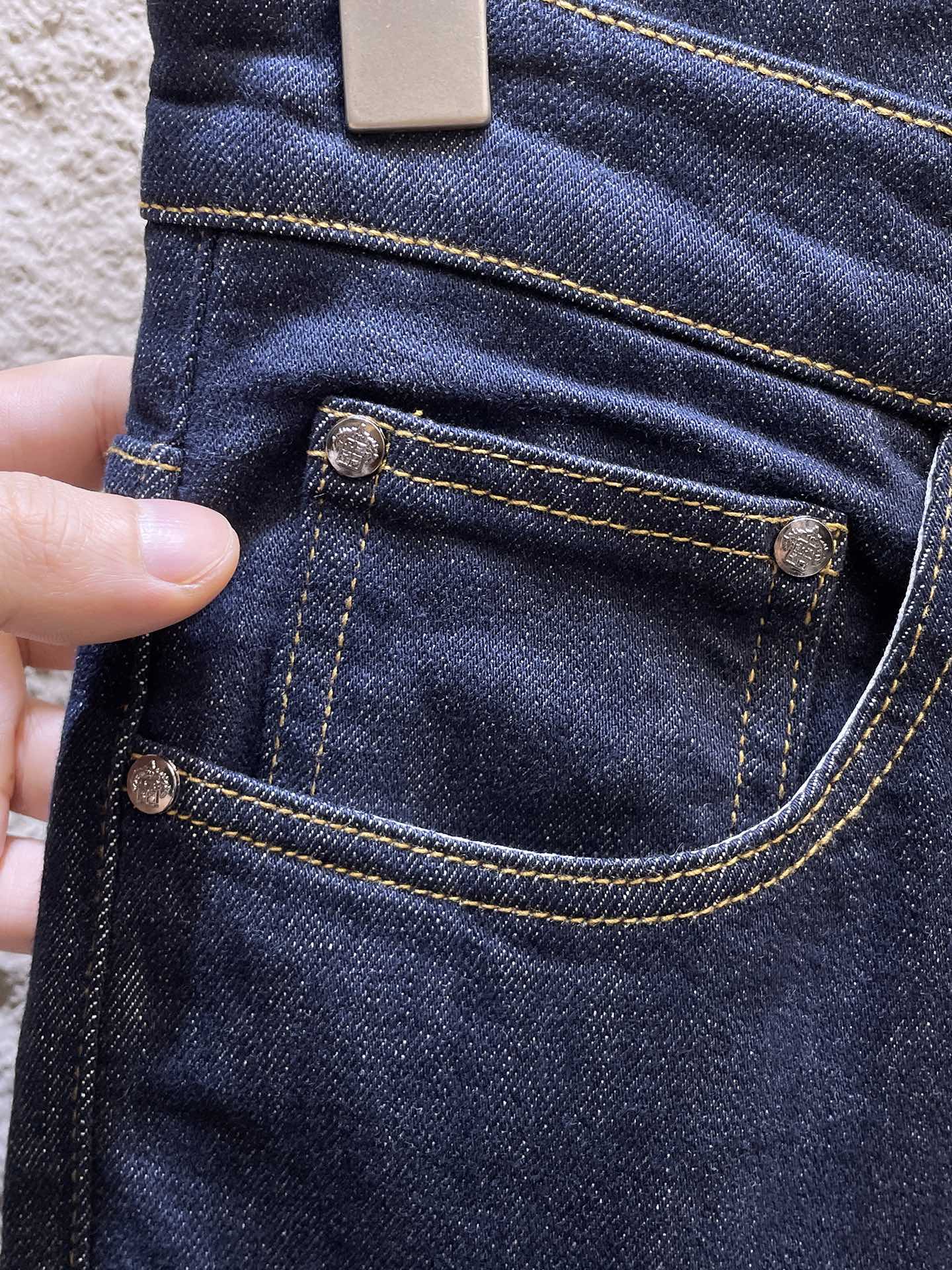 Designer Denim Jeans with Unique Print and Premium Hardware 5 i1744279495 3560 7