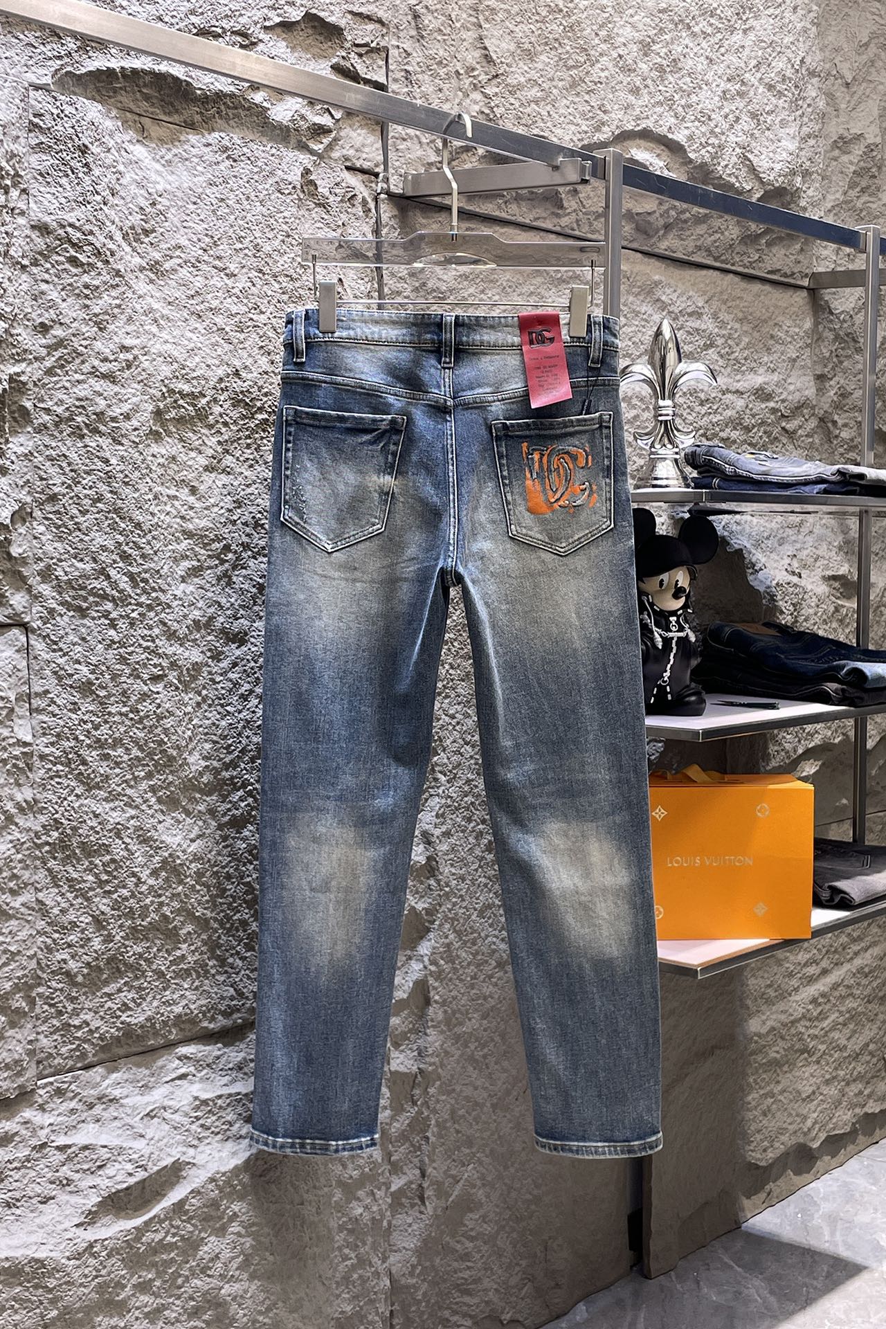 Designer Jeans with Unique Print and Premium Hardware - Stylish and Comfortable 6 i1747920525 6012 0
