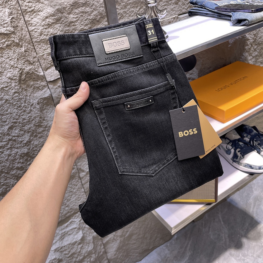 Designer Jeans with Letter Print Logo, Premium Denim, Stylish and Comfortable 10 i1754580912 1394 8