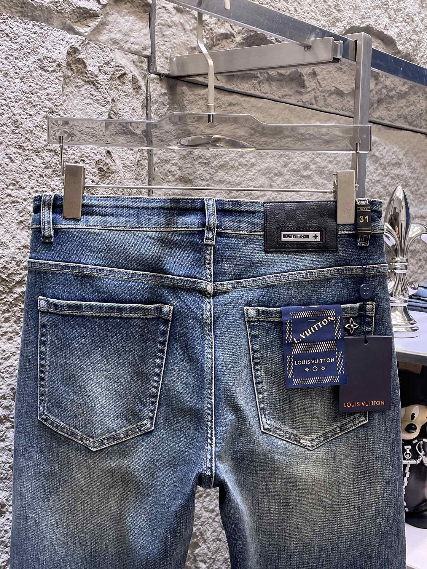 Designer Jeans with High-End Letter Print Logo and Custom Hardware 7 i1754581101 5653 8