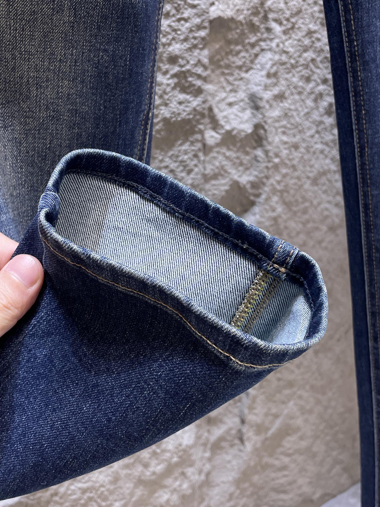 Stylish Printed Logo Denim Jeans: Original Design, Premium Quality, and Comfortable Fit 9 i1754581364 2649 1
