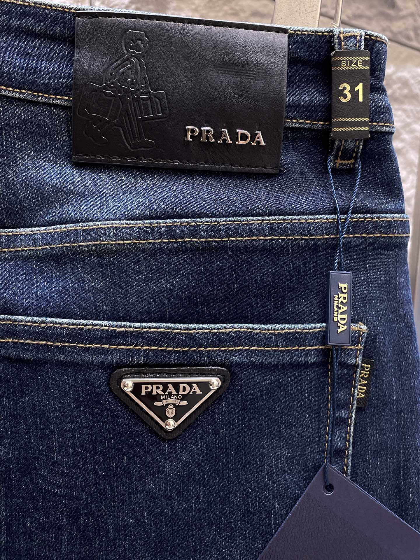 Stylish Printed Logo Denim Jeans: Original Design, Premium Quality, and Comfortable Fit 8 i1754581364 7254 8