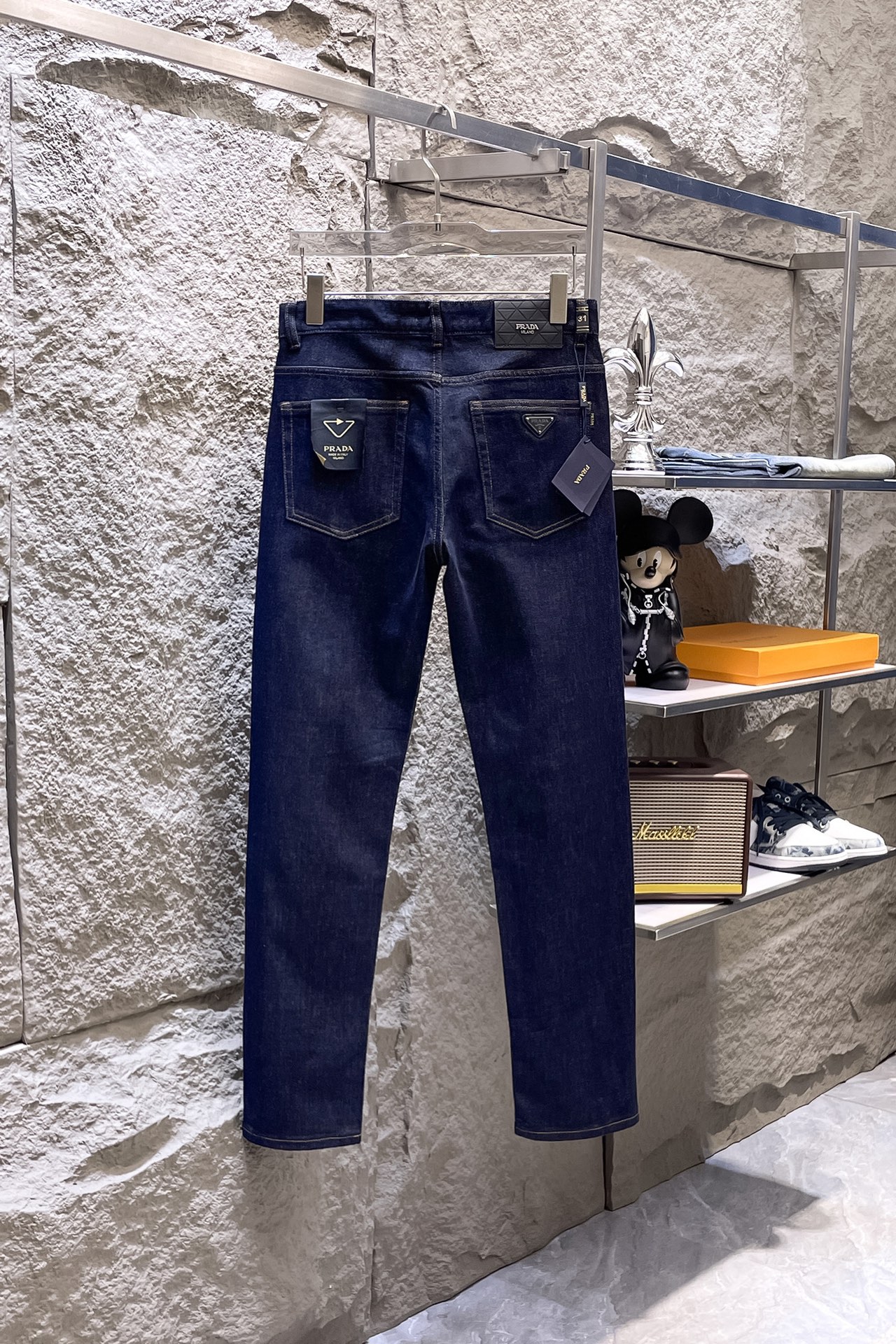 Men's Printed Denim Jeans with Original Hardware 6 i1754581422 2982 0
