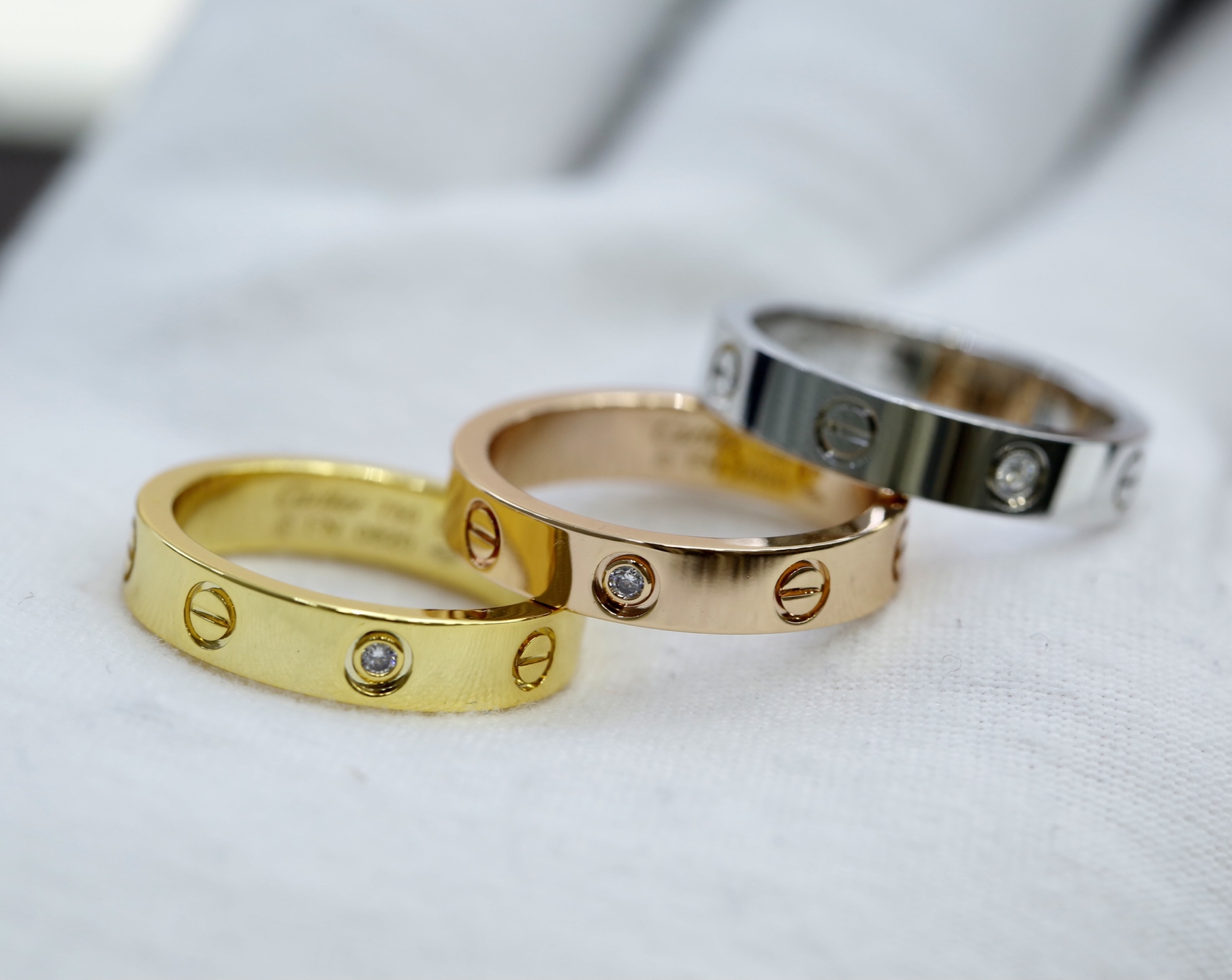 Cartier 升级版Cartier窄版单钻戒指