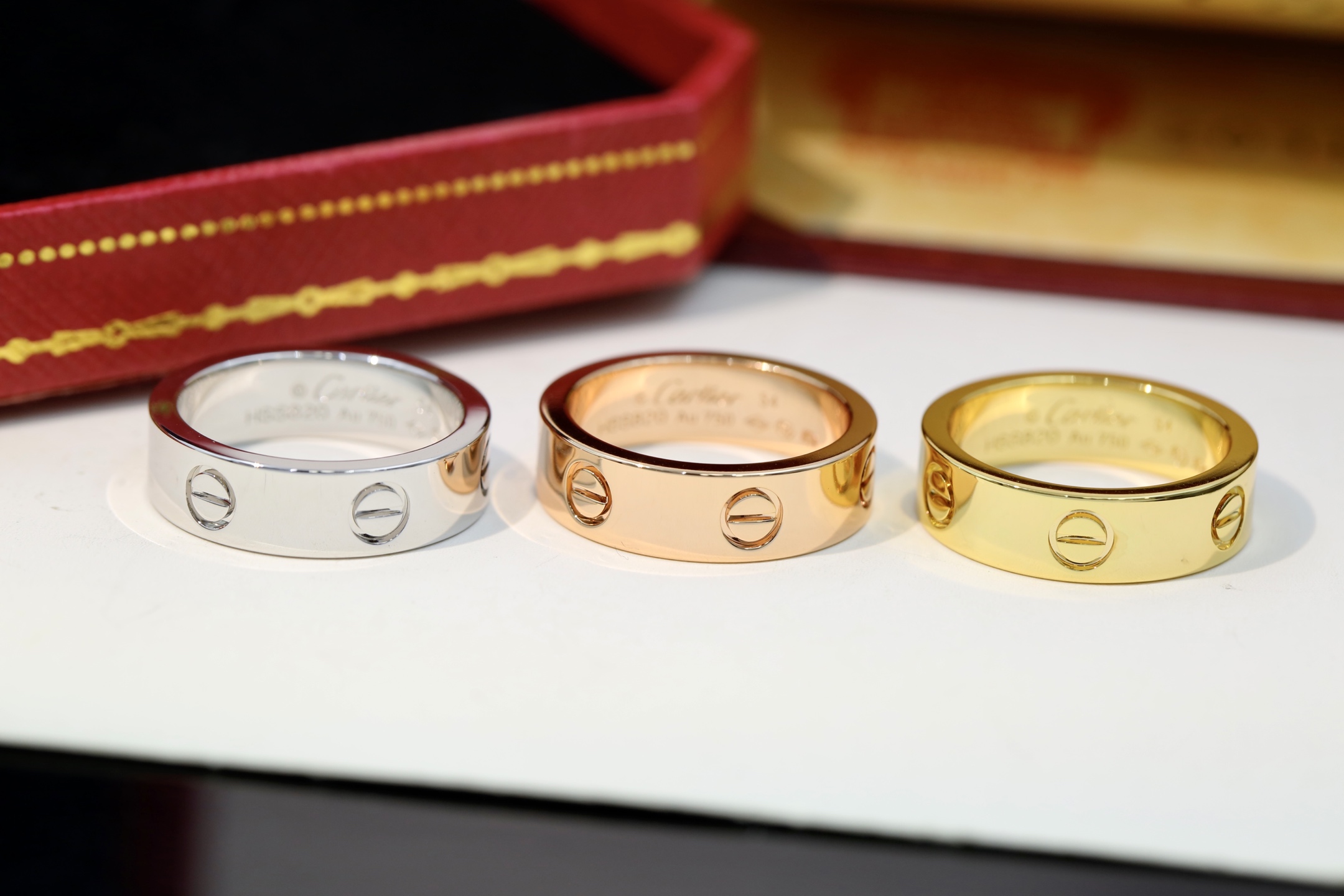Cartier 升级版Cartier窄版单钻戒指