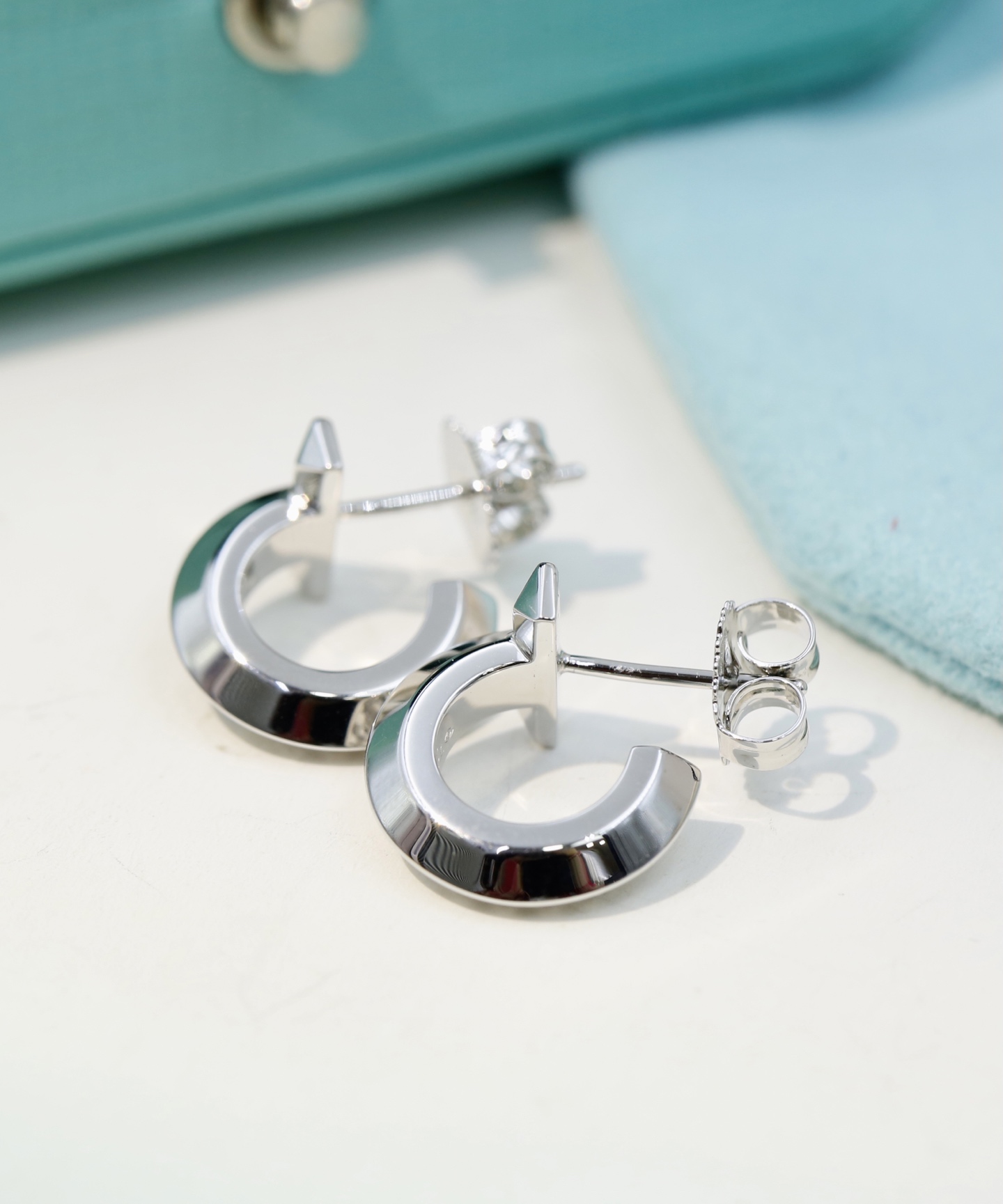 Tiffany & Co. Tiffany&Co｜T1 hoops earring钻石耳钉