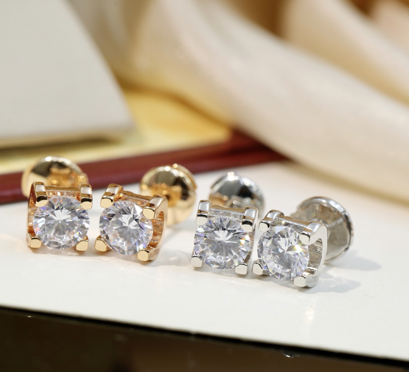 Cartier Cartier牛头钻石耳钉一克拉