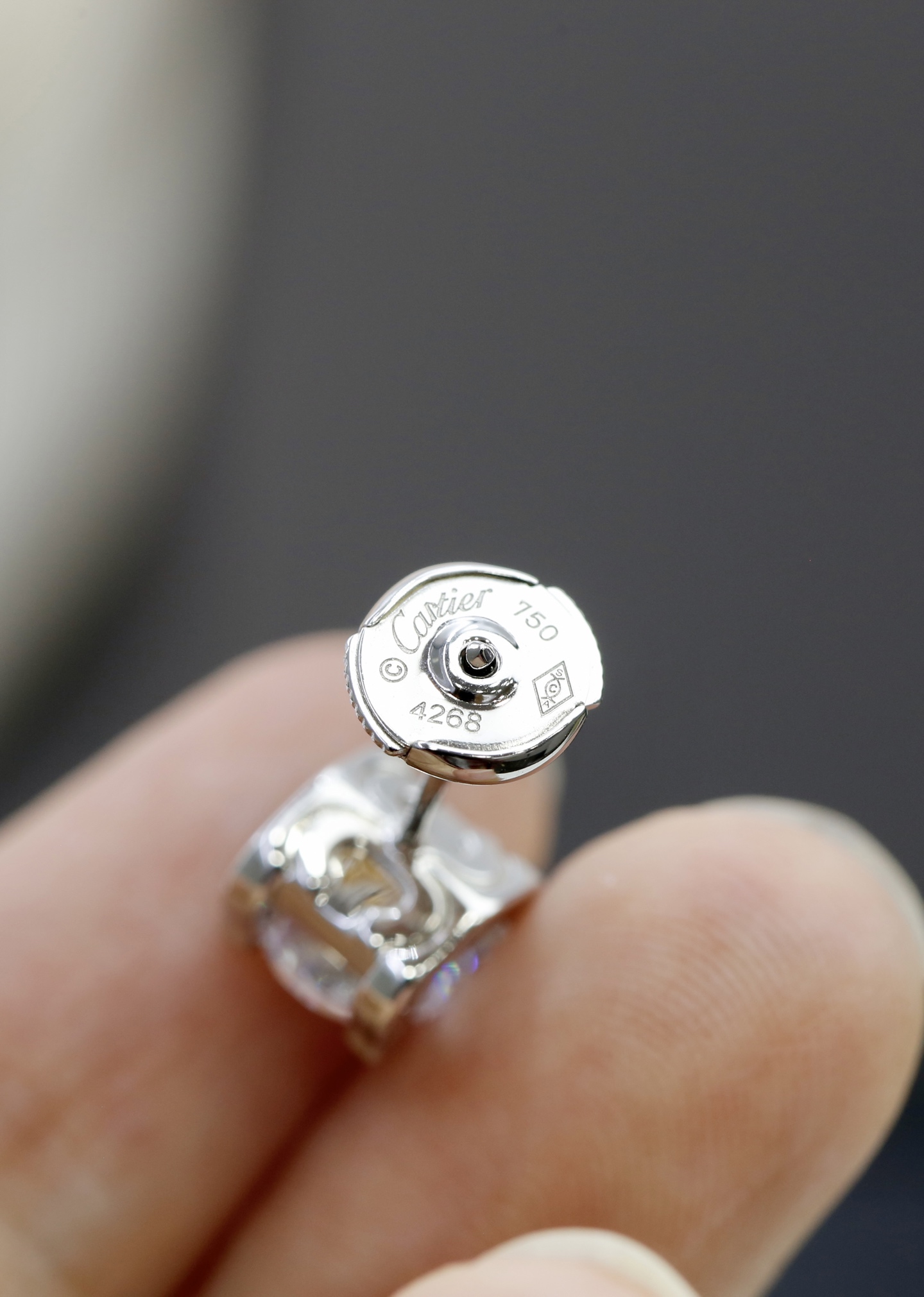 Cartier Cartier牛头钻石耳钉一克拉