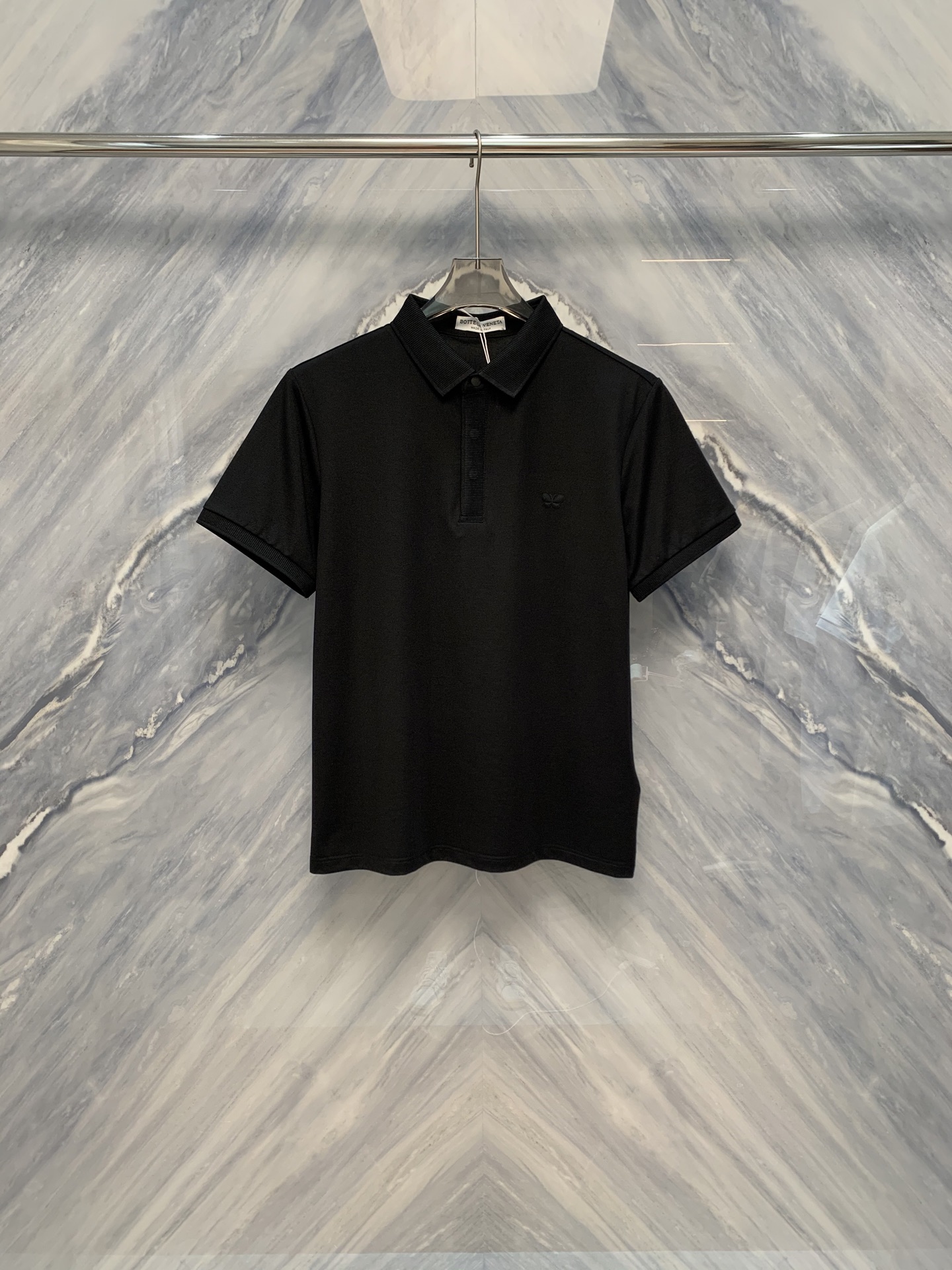 BV Logo-Coated Polo Shirt: Classic Design with Quality Craftsmanship - 图片 6