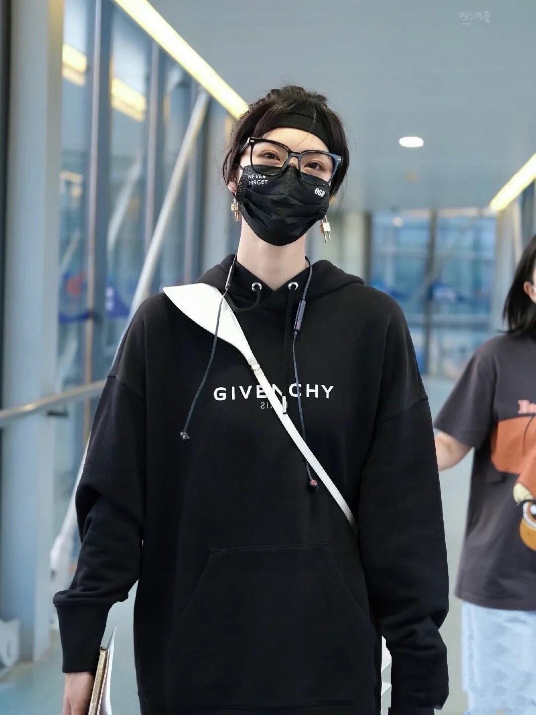 _drg9sImFF8YhZGKsKHg3e3Zh8XY690Rgb9S5_mw