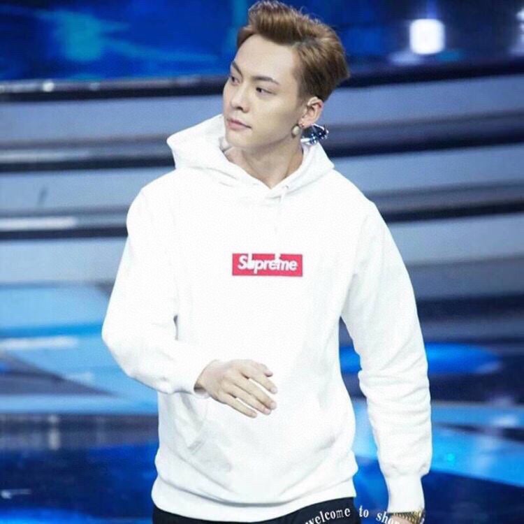 _dEA9sdm4KD7kKyC1H400l1OL9HcugroC4F0lC9w