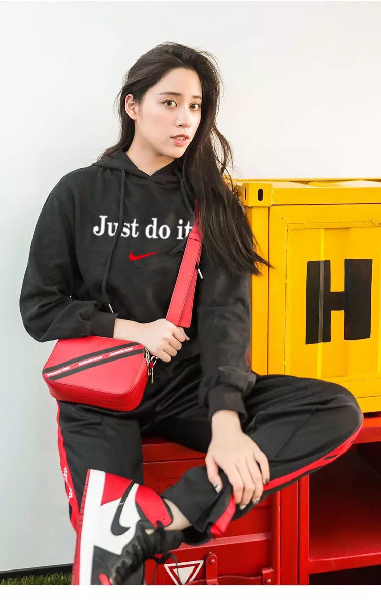 _dy79sSmKqroKej_vIIQpF9FBXgmmIBd4q0JxqyQ