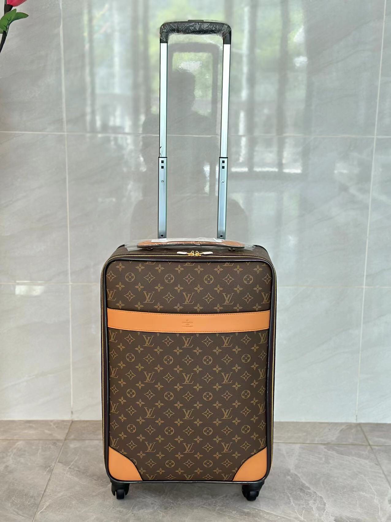 [Trolley Cases]