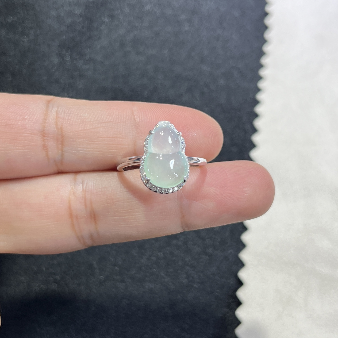 Myanmar Jade Silver-Plated Gourd Ring 4
