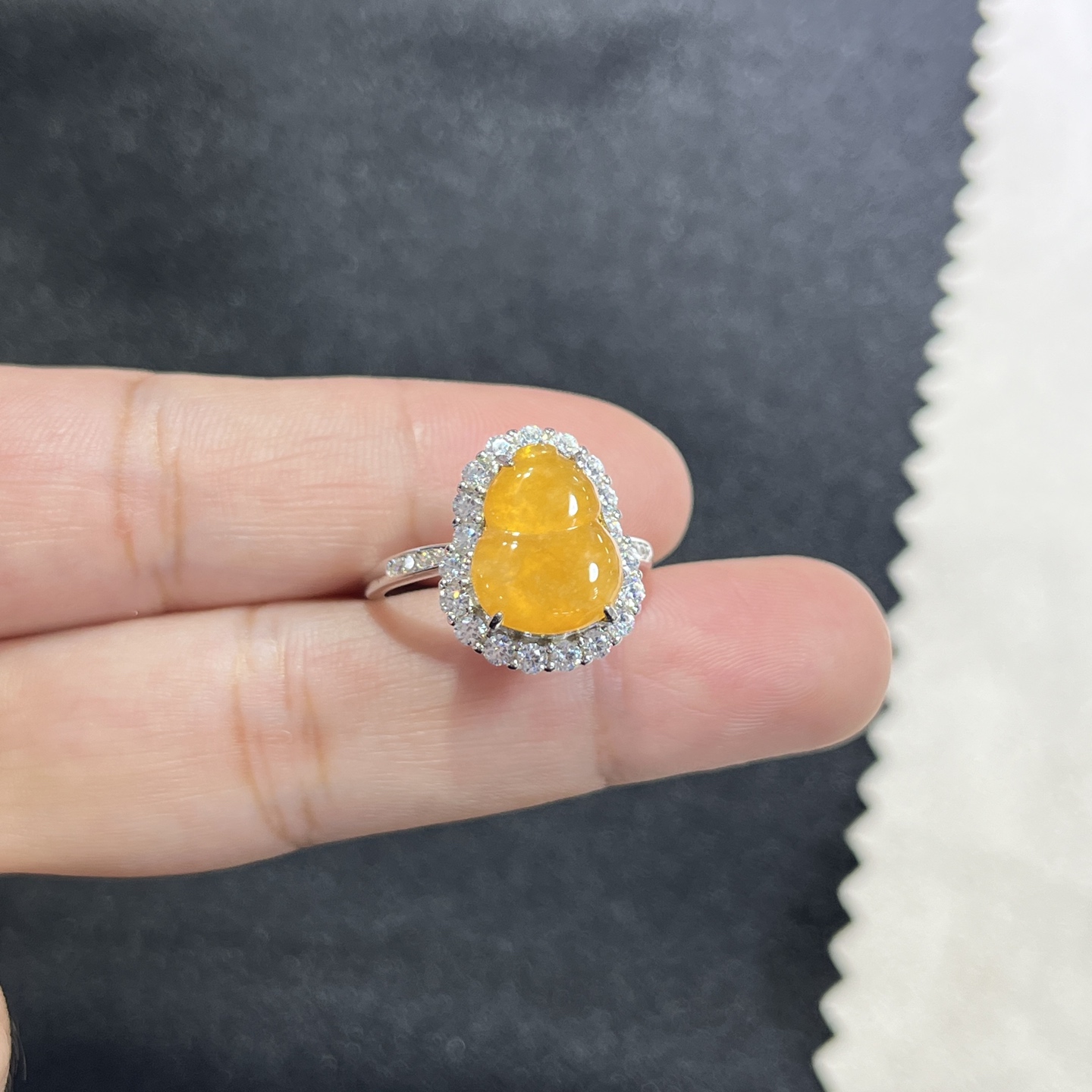 Myanmar Jade Silver-Set Yellow Jade Gourd Ring 4